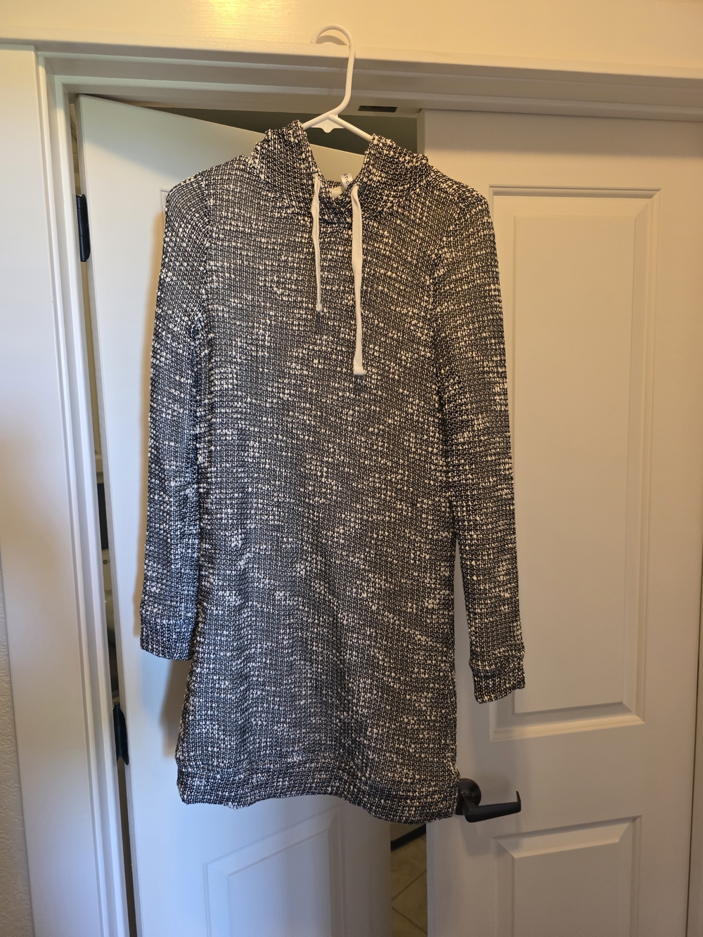 Fabletics Yukon Black and White Textured Sweatshirt Dress